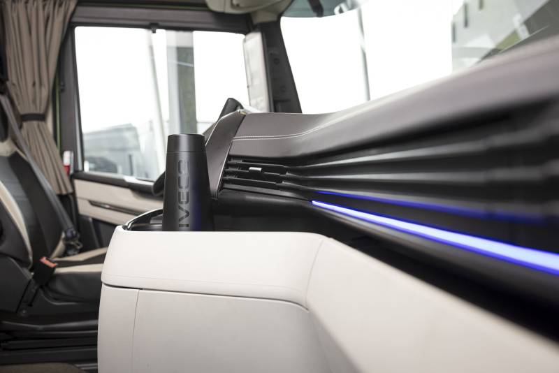 bandes leds cabine intérieur IVECO SWAY 